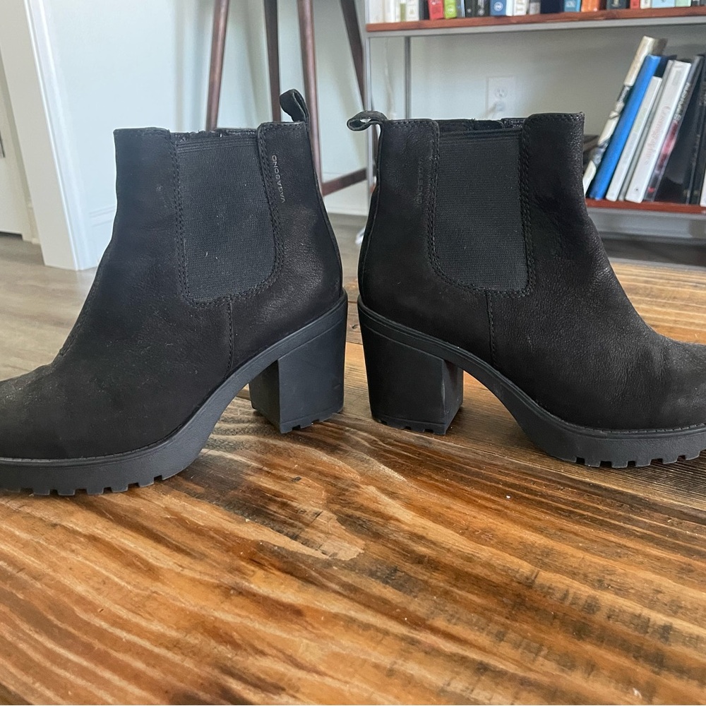 Vagabond Black Chunky Heel Ankle Boots
